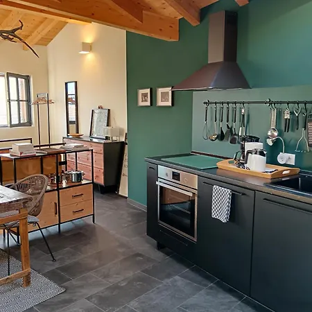 Nest Semesterbostad *