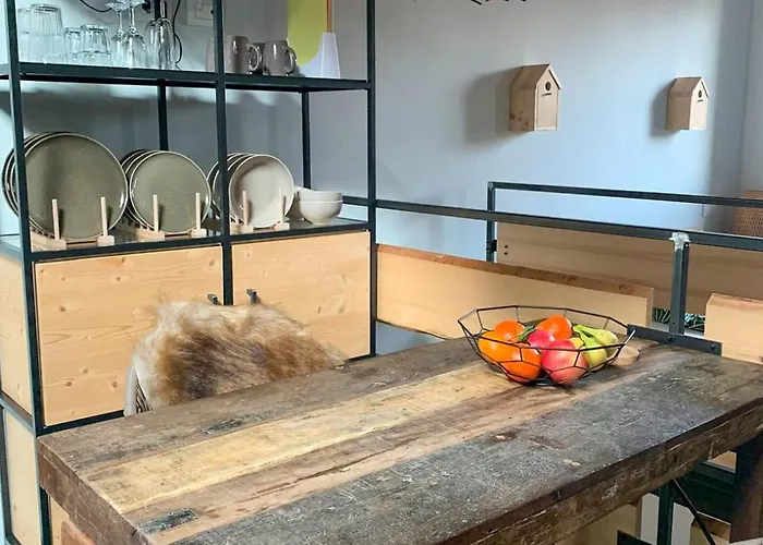 Nest Semesterbostad *