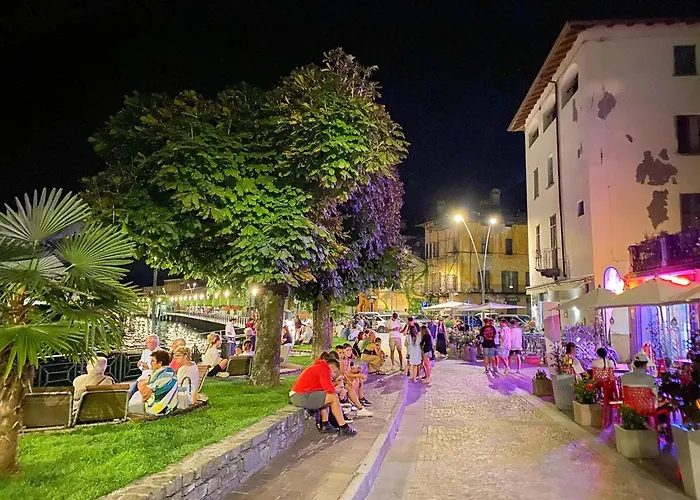 Semesterbostad Nest *